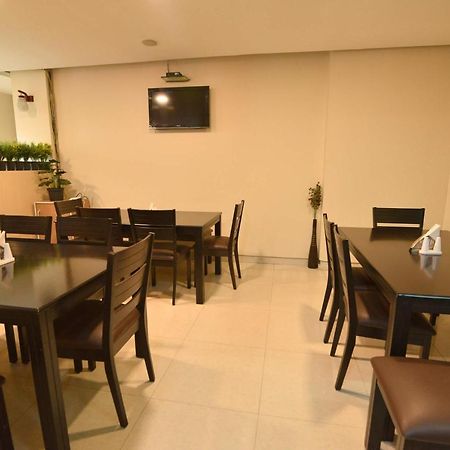Hotel Dibrugarh Club House Exteriér fotografie